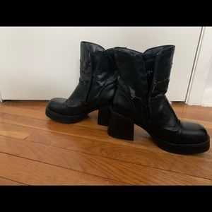 90s Mudd boots